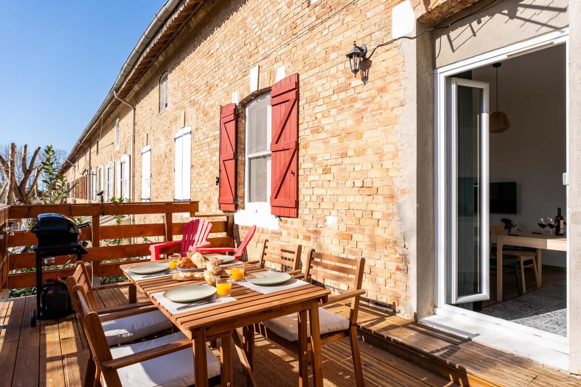 Grand Appartement Familiale - Camargue Salin-de-Giraud Eksteriør bilde